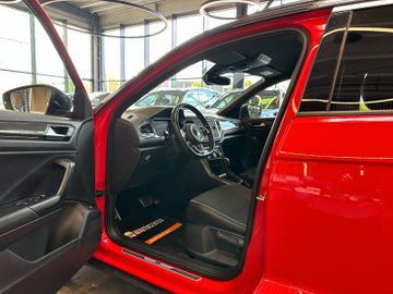 MYAUTOCENTER – Gebraucht- und Jahreswagen mit Werkstattservice in Pfaffenhofen Volkswagen T-Roc *R-Line*AHK*2-ZONEN*Navi*Spurhalte*