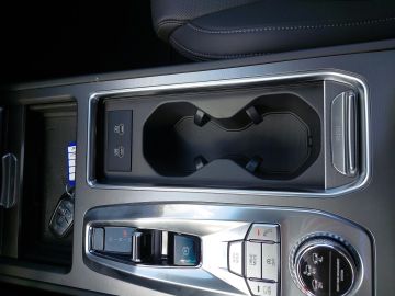 KGM Rexton BLACK 2.2 XDi AT°El. Panodach°Navi°Leder°