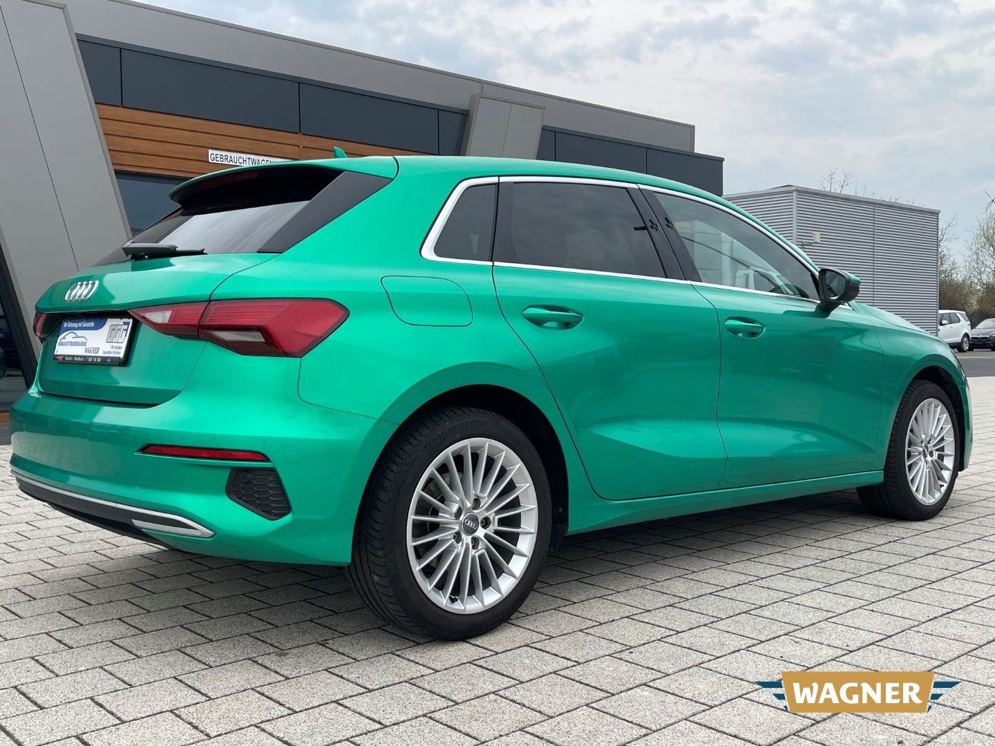 Fahrzeugabbildung Audi A3 Sportback 35 TFSI advanced Sitzheizung