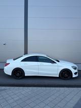 Mercedes-Benz CLA 250 AMG Line | 2. Hand | Unfallfrei - Mercedes-Benz CLA 250: Coupe