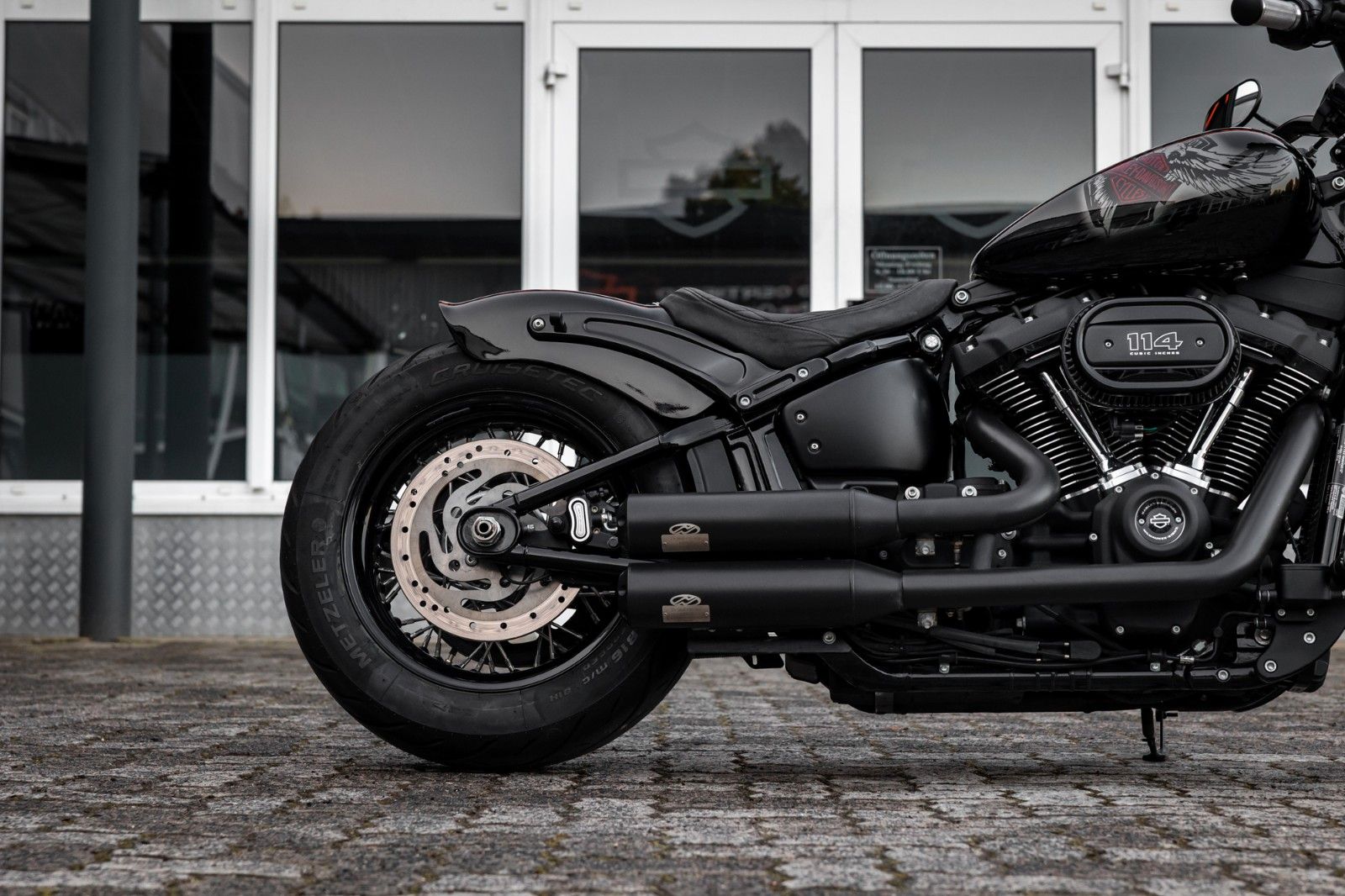 Fahrzeugabbildung Harley-Davidson FXBBS STREET BOB Softail 114 CUI - JEKILL&HYDE