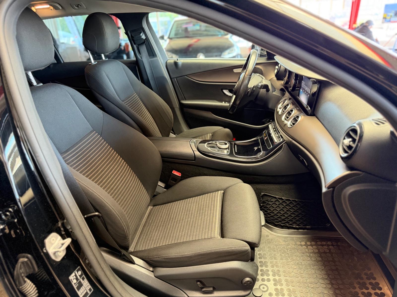 Mercedes-Benz E 220d  T-Modell