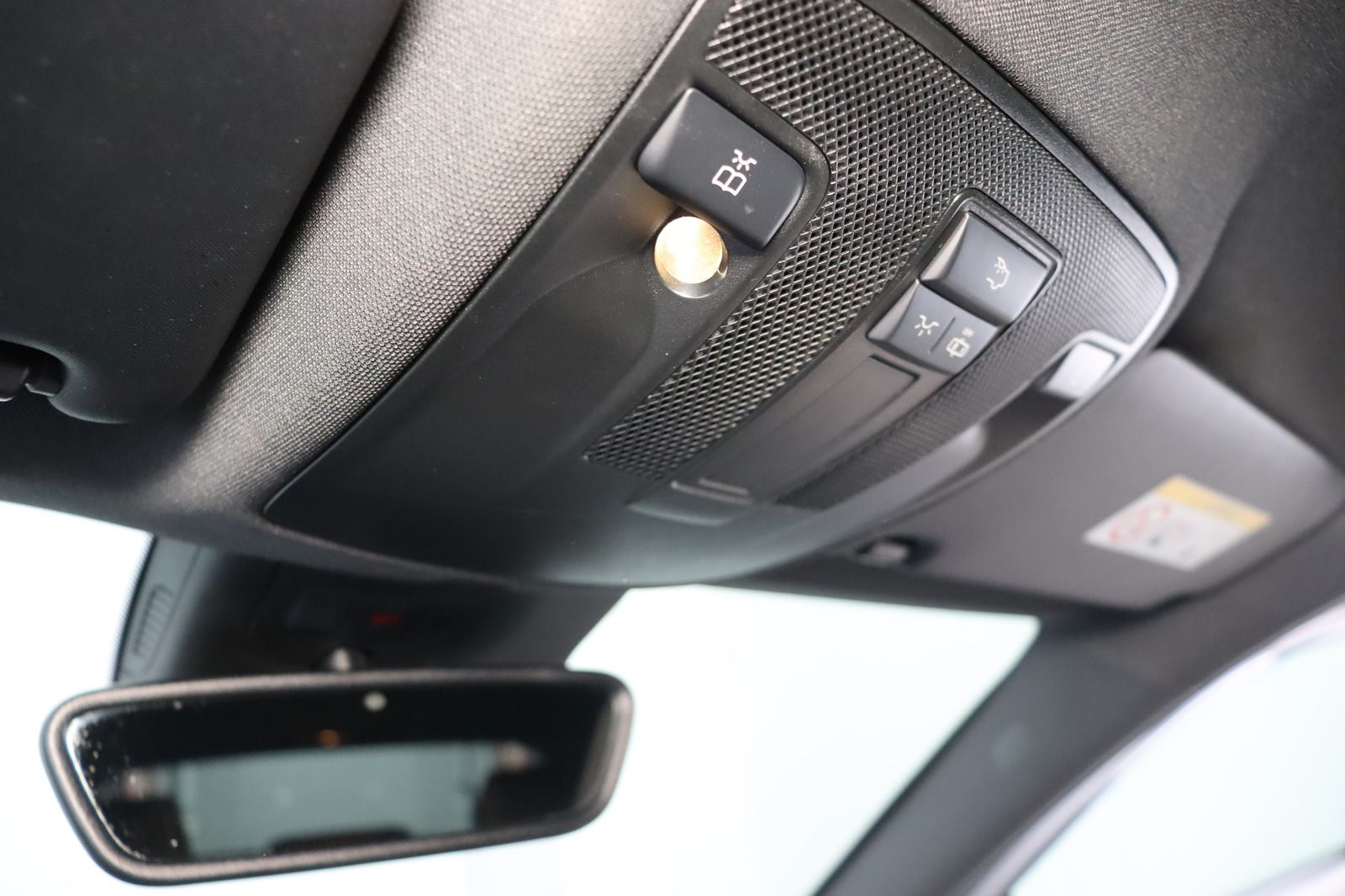 Fahrzeugabbildung Mercedes-Benz A 200 d * LED * Navi * SHZ *