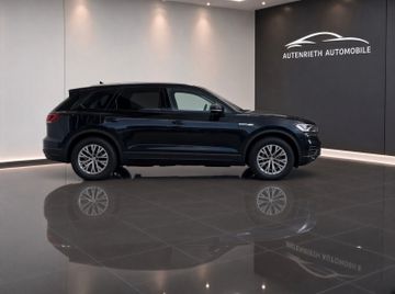 Volkswagen Touareg - 4