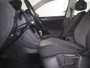 Volkswagen Tiguan - 8