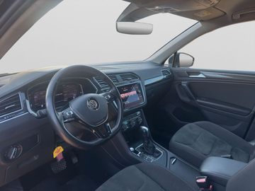 Volkswagen Tiguan - 9