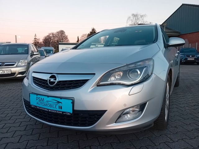 Opel Astra J Sports Tourer Innovation Xenon Navi PDC