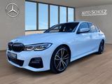 BMW 318 i M SPORT+LED+FLA+HUD+AHK+360+AMBI+SITZH+DAB - BMW 318 in Nürnberg