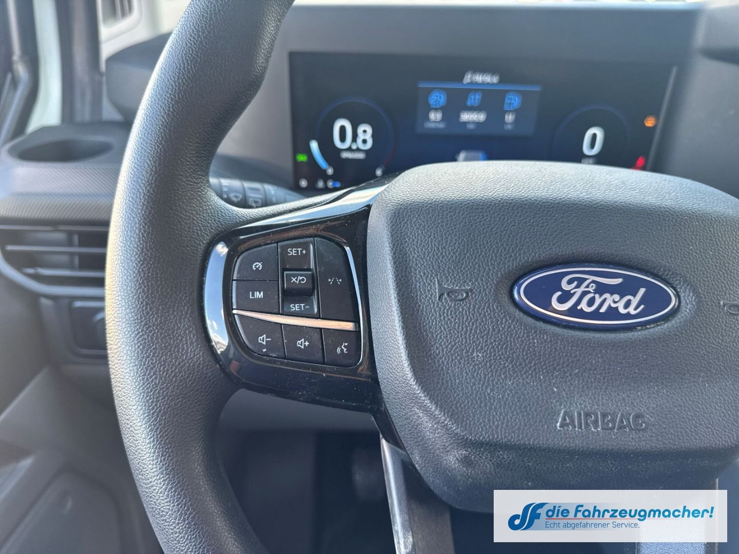 Fahrzeugabbildung Ford Transit Custom Kombi 320 L2 FWD Trend *SEITENSCH