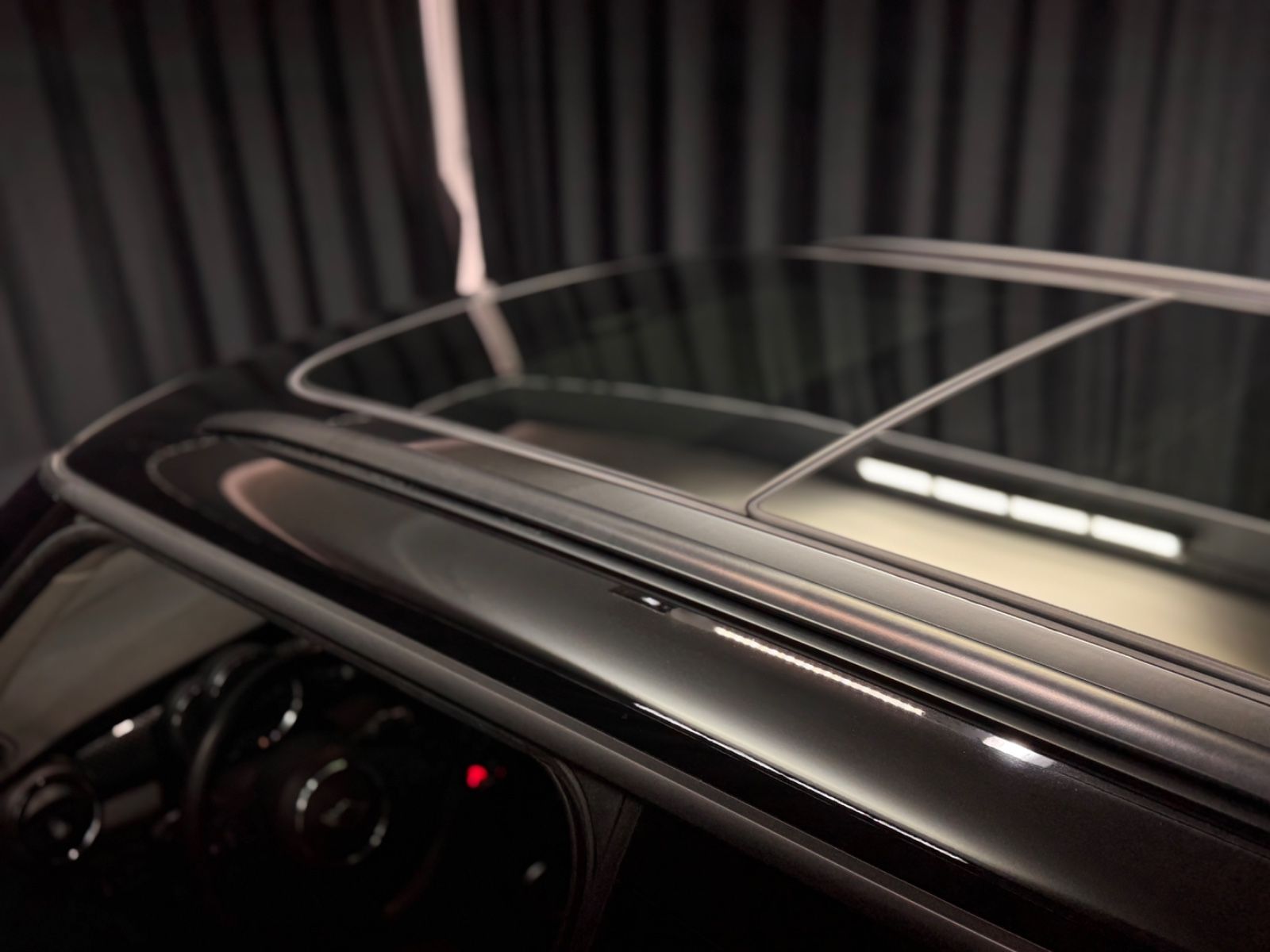 Fahrzeugabbildung MINI MINI COOPER S|CHILI|PANORAMA|NAVI|PDC|