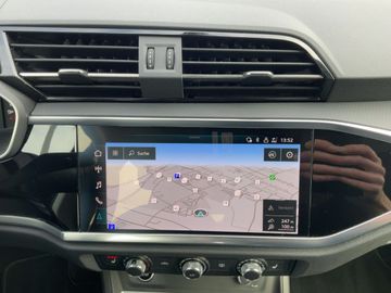 Audi Q3 - 11
