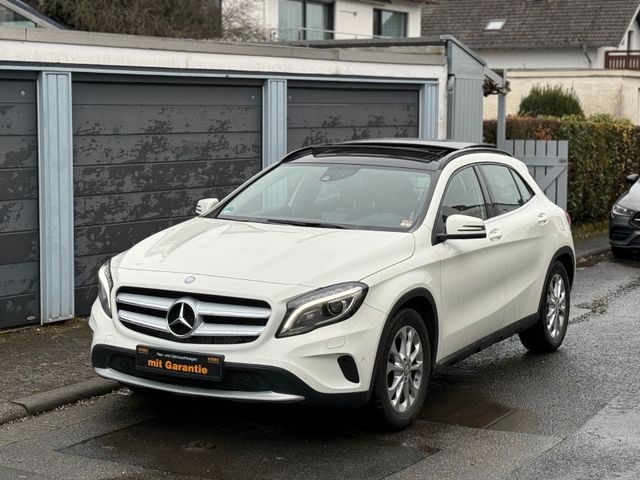 Mercedes-Benz GLA 200 Panorama G-D Memory-S RückfahrK