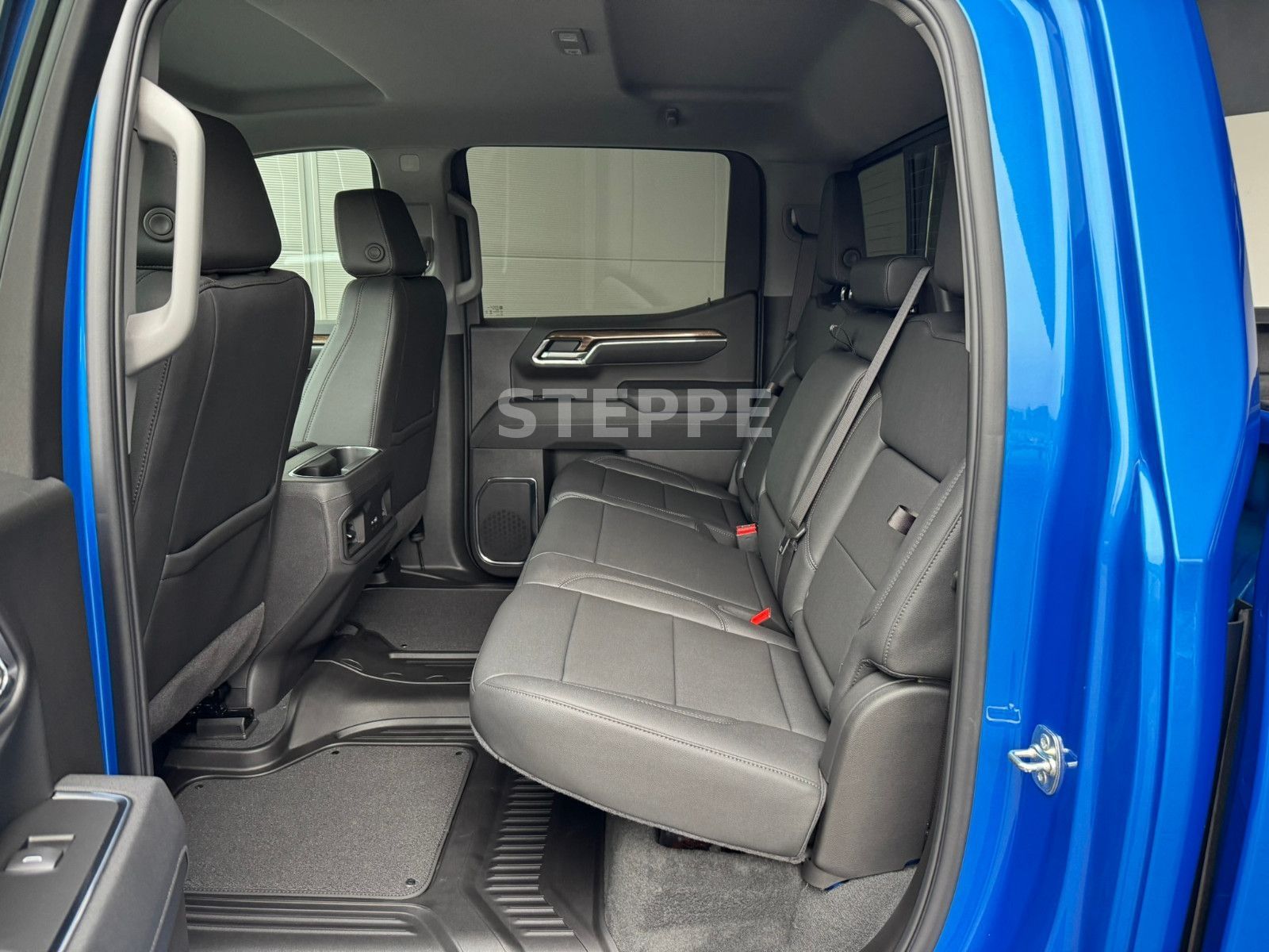 Chevrolet 2025 Silverado LT Trail Boss 6,2V8 Crew Cab. AHK