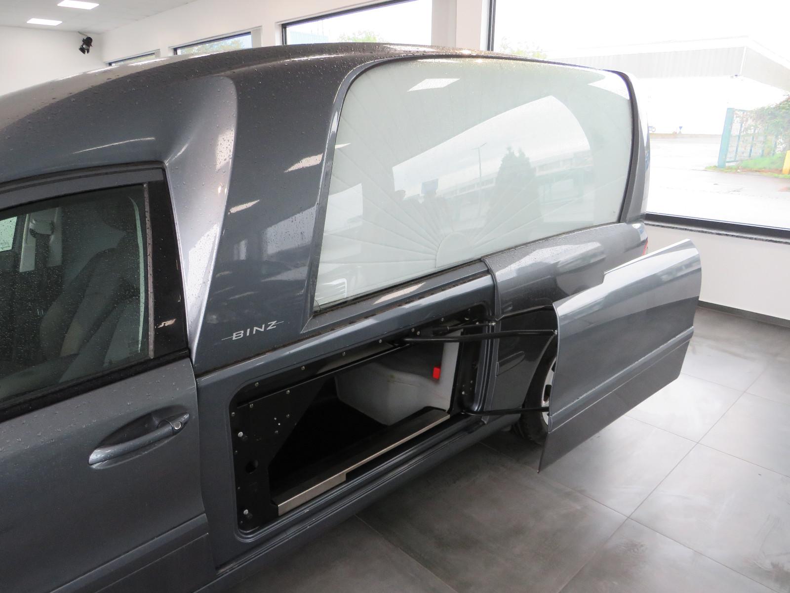 Mercedes-Benz BINZ Bestattungswagen / Leichenwagen