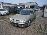 Renault Megane Dynamique 1.6 16V Automatik - Renault Gebrauchtwagen von 2000