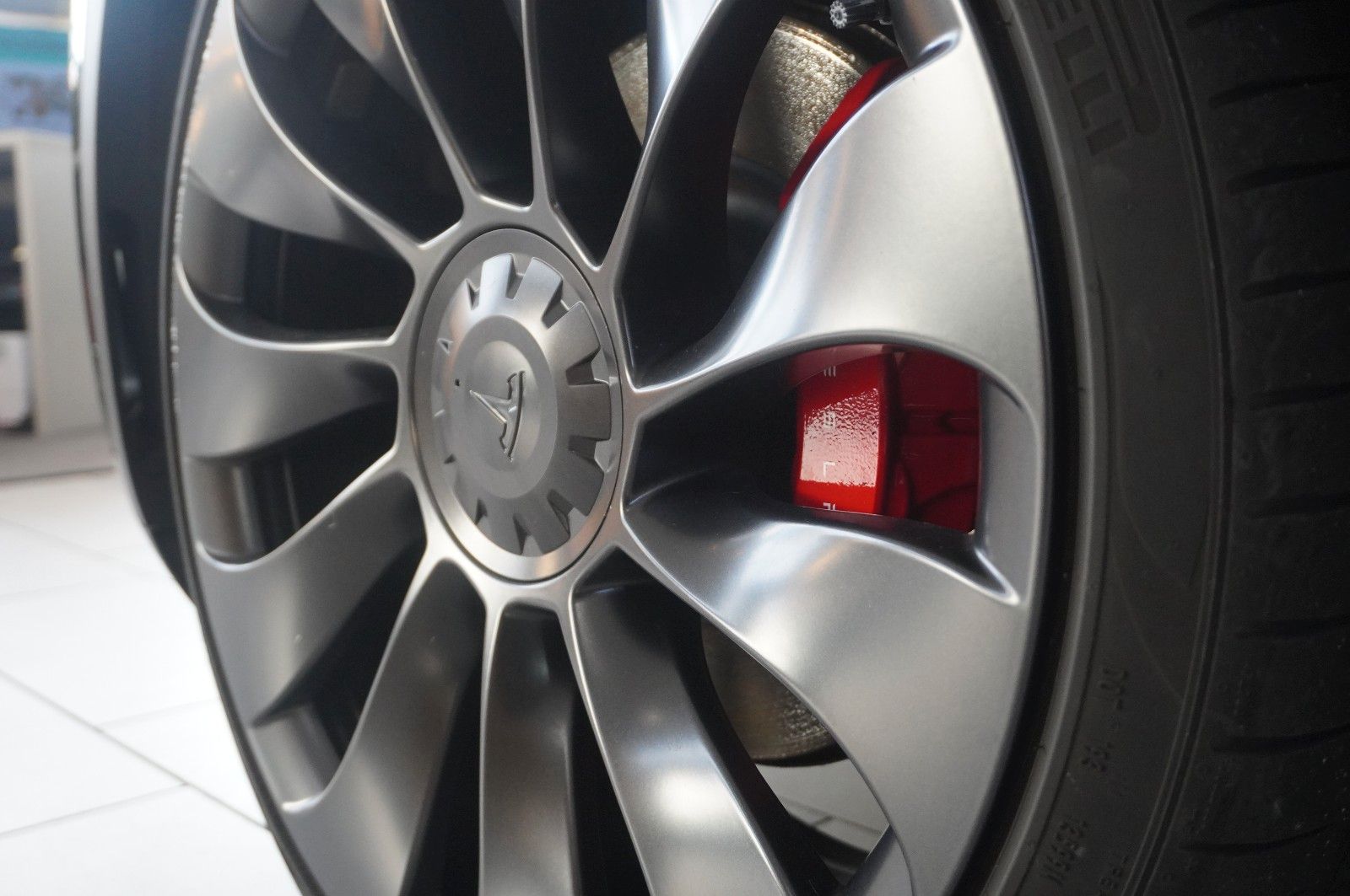 Fahrzeugabbildung Tesla Model Y PERFORMANCE DUAL-MOTOR NAVI/LED/DAB/AHK