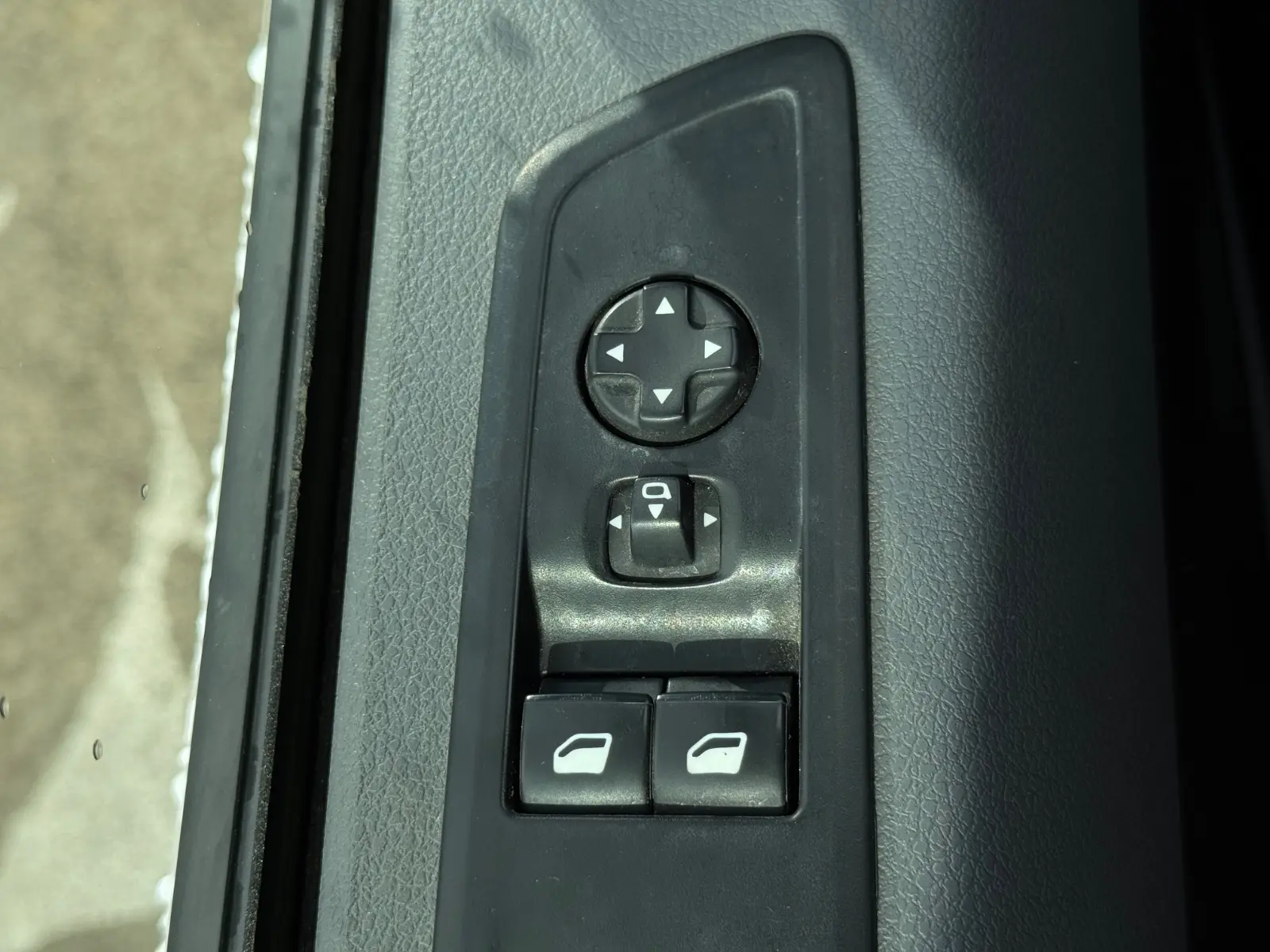 Peugeot Expert Kasten PremiumL2*Klima*Sitzheizung*Regal*
