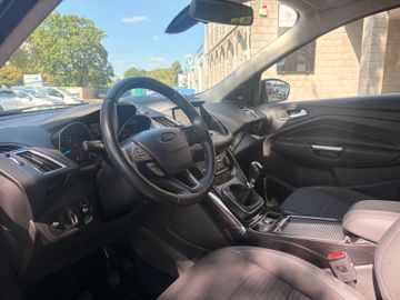 Ford Kuga - 9