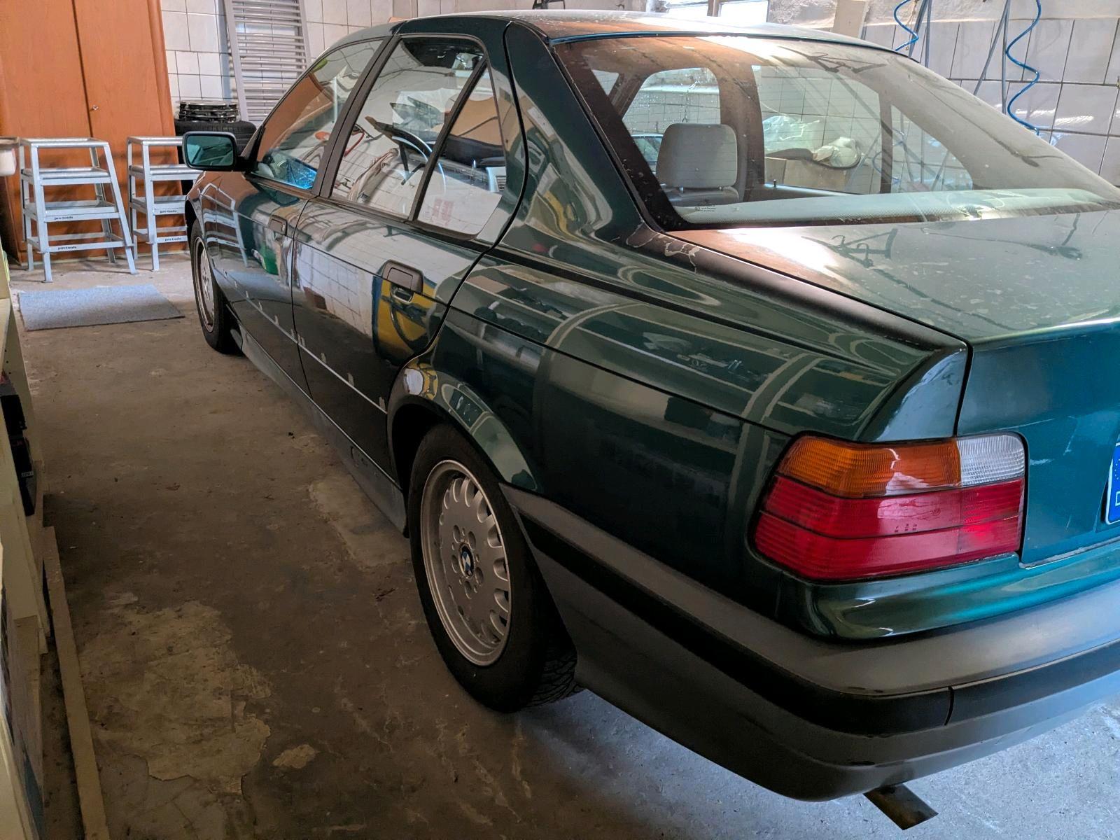 BMW 318