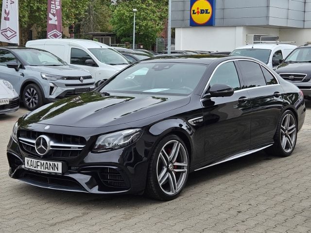Mercedes-Benz E 63 AMG S 4Matic