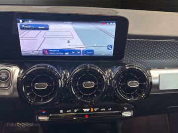 Mercedes GLB 180 - 11