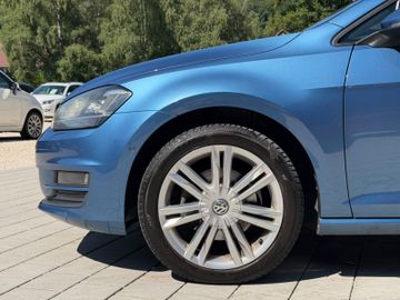 Volkswagen Golf - 11