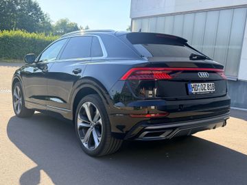 Audi Q8 - 4