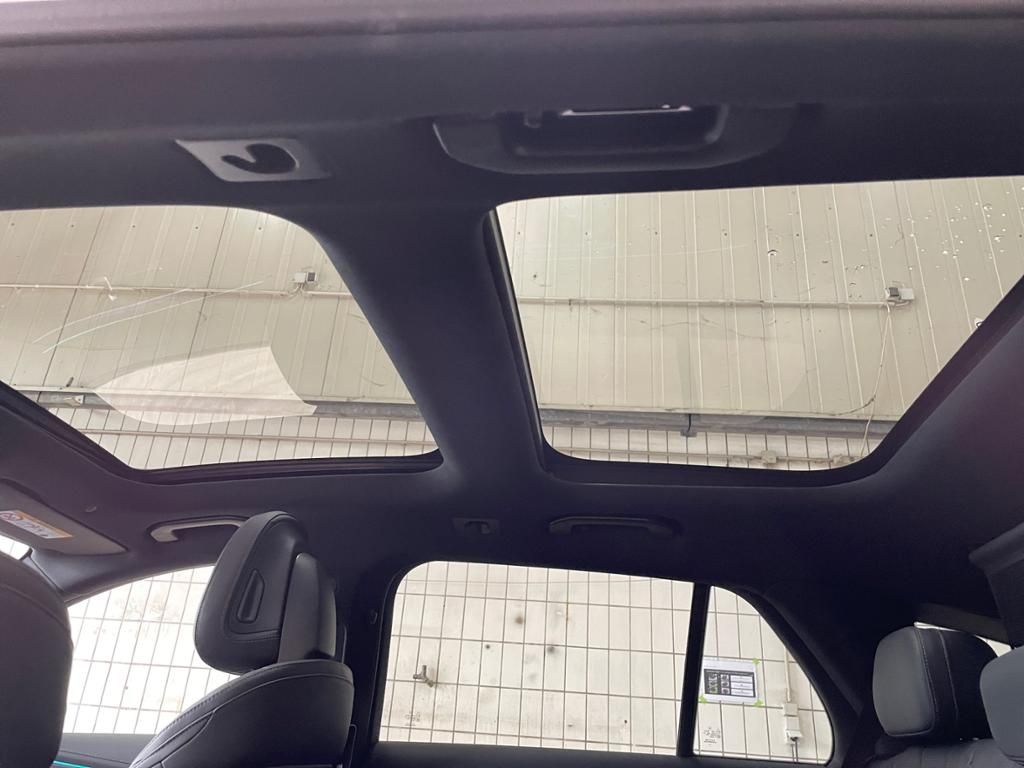 Mercedes-Benz E 300 T de 4matic AMG AMG+MBUX+Burm+Night+AHK foto 18