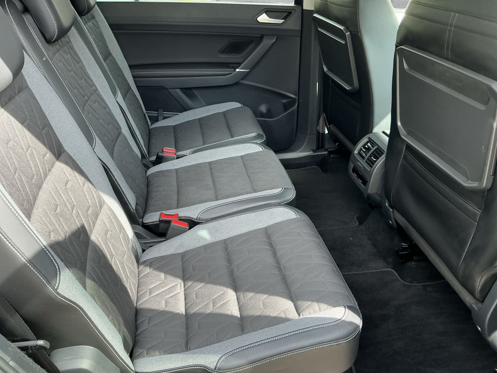 Volkswagen Touran - Bild 16