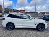 BMW X3 xDrive20i M Sport Park Ass HiFi DAB  - BMW X3 mit Benzin-Antrieb: Weiß, Sportfahrwerk