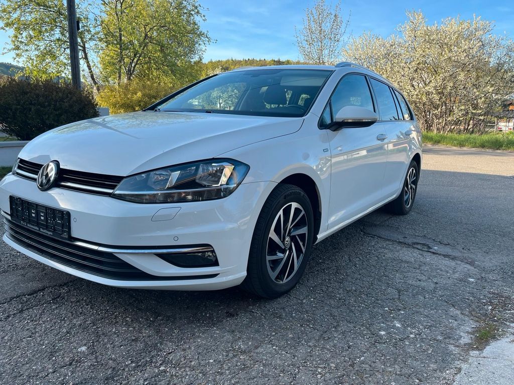 Image of Volkswagen Golf