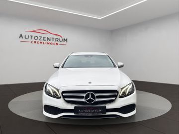 Mercedes E 220 - 2