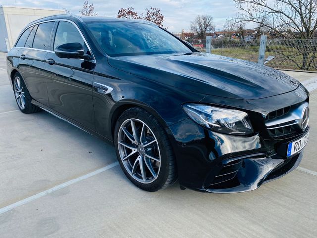 Mercedes-Benz E 63 AMG Mercedes-AMG E 63 4-Panorama-Garantie