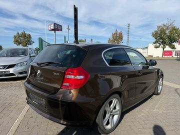 BMW 120 - 8