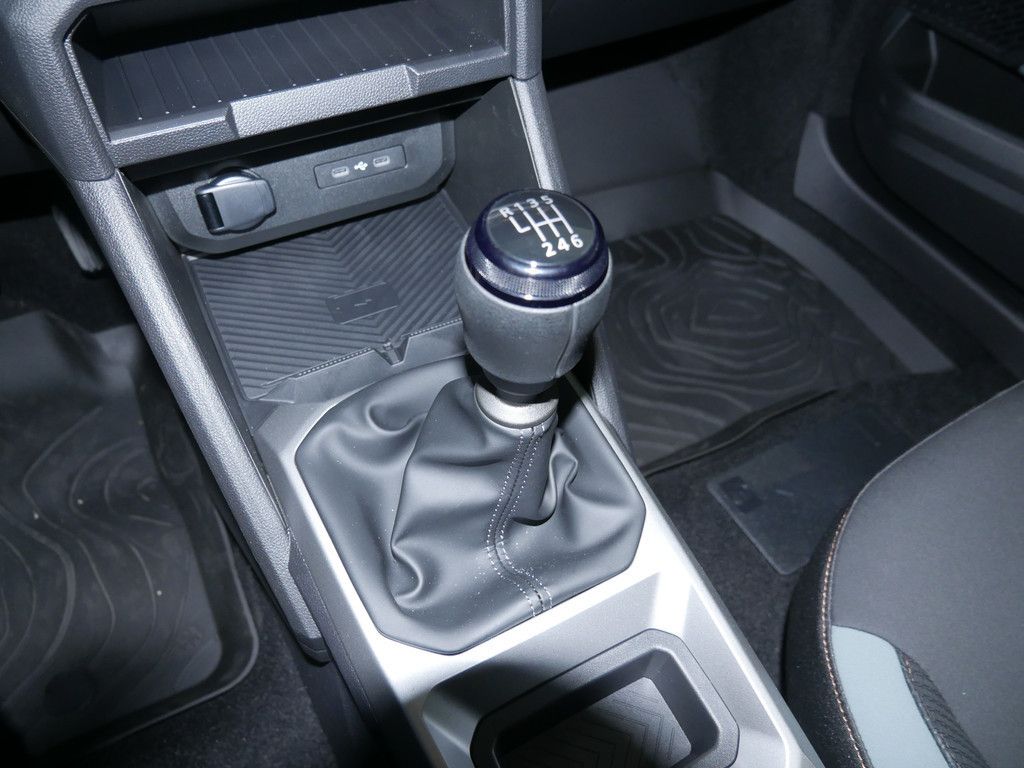 Fahrzeugabbildung Dacia Bigster Extreme TCe 140