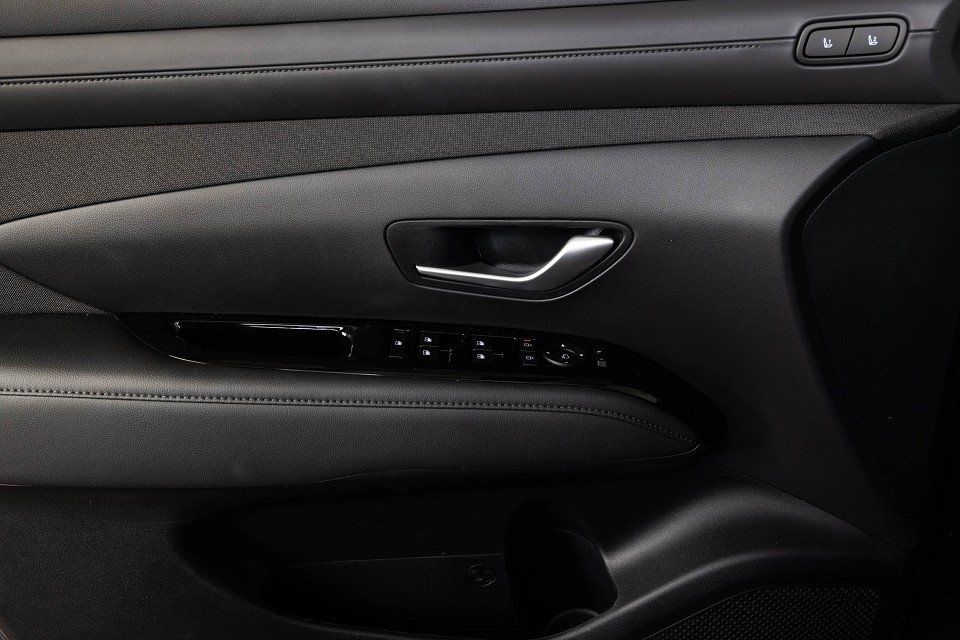 Fahrzeugabbildung Hyundai TUCSON 1.6T 160PS 48V DCT PRIME Assi ECS
