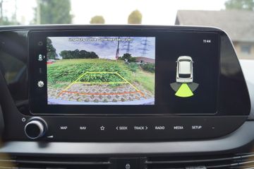 Hyundai i20 1.2 KLIMAAUTOMATIK-ALU16-NAVI-KAMERA-SHZG-