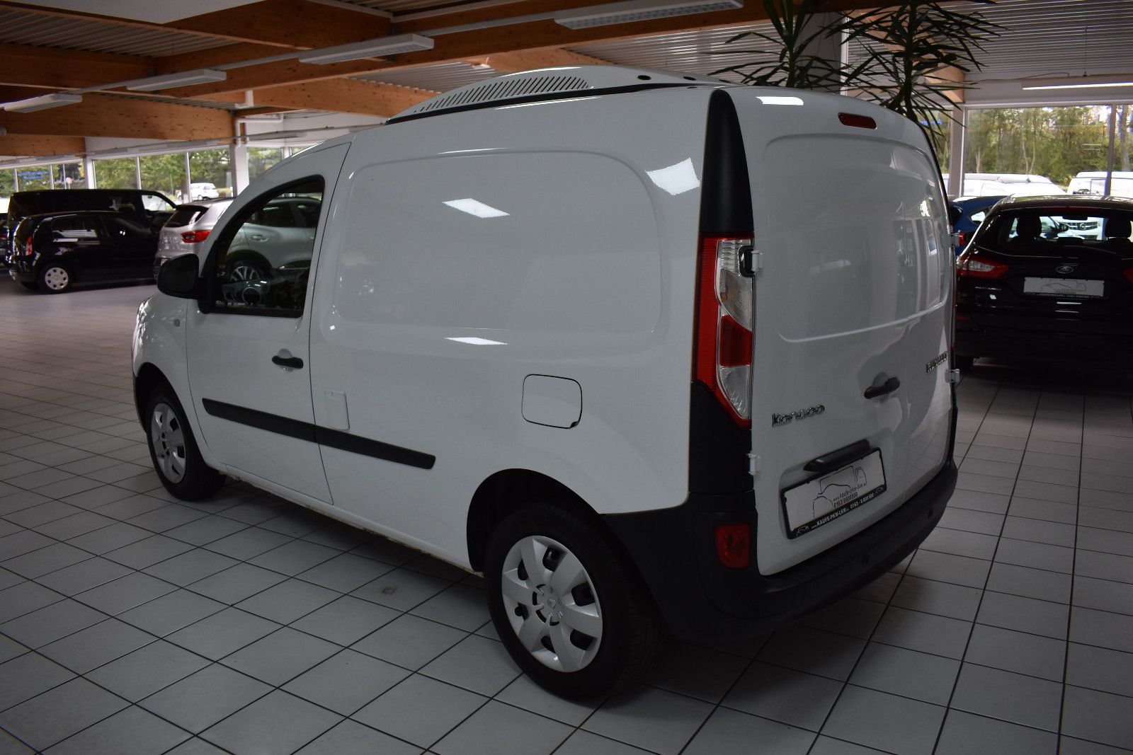 Fahrzeugabbildung Renault Kangoo *Kühlwagen, Stand- und Fahrkühlung*