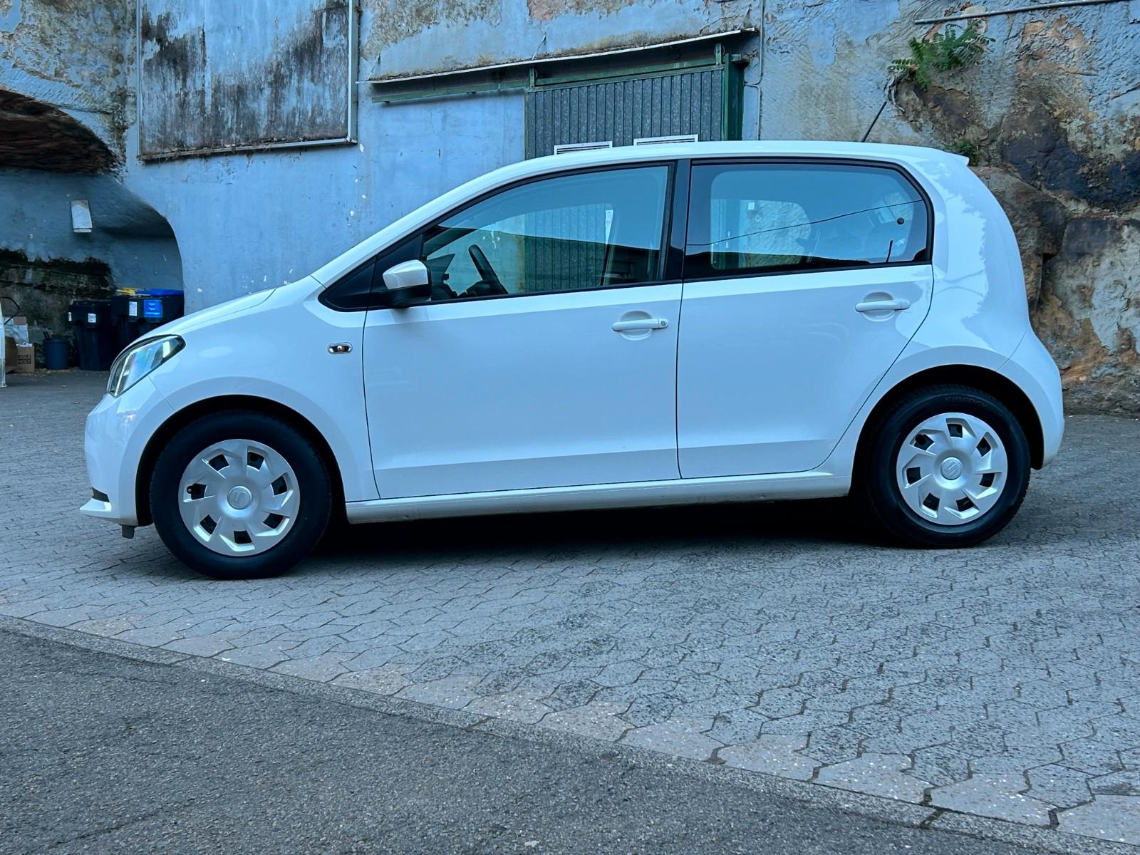 Seat Mii Style*1.Hand*Garantie*8-Fach bereift*