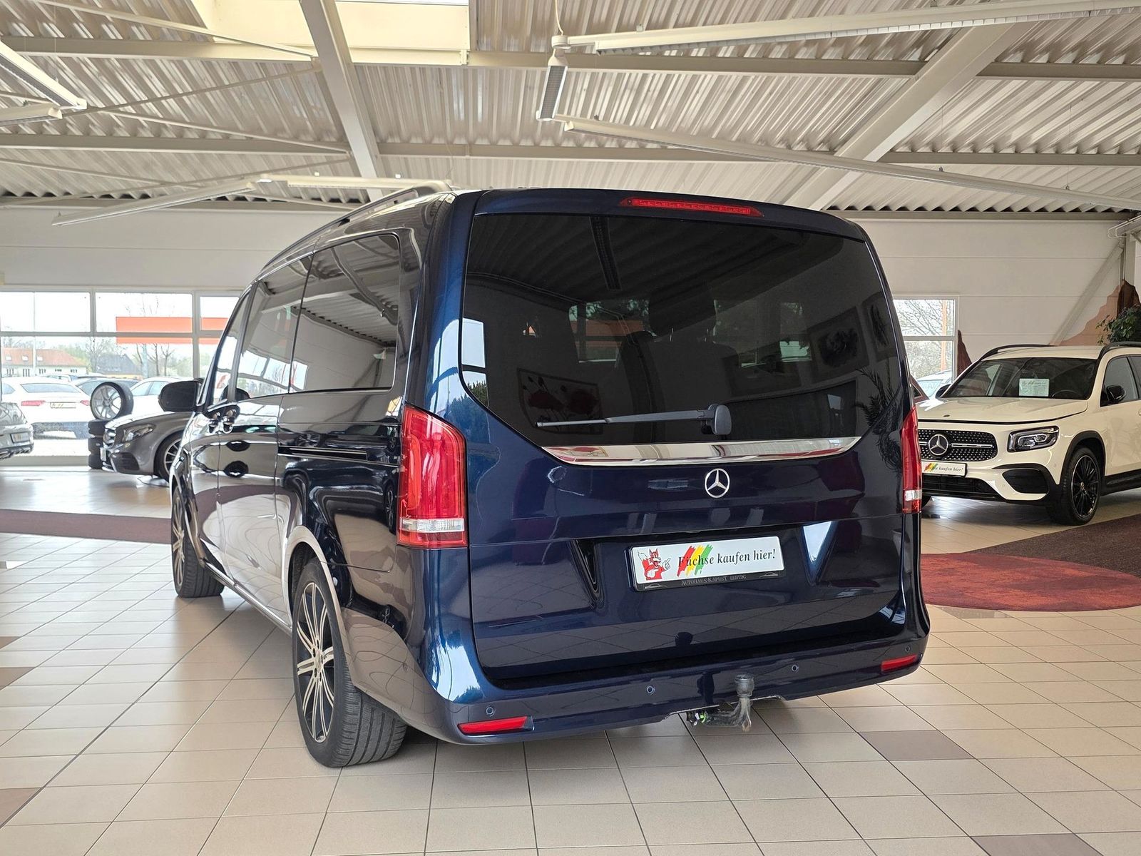 Fahrzeugabbildung Mercedes-Benz V 220d Edition lang /LED/Navi/Cam/Totwink./Ahk