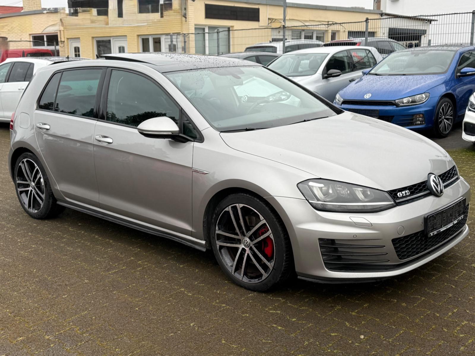 Volkswagen Golf VII 2.0TDI GTD BMT Panoram Kam Sport-Sound