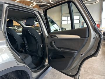 MYAUTOCENTER – Gebraucht- und Jahreswagen mit Werkstattservice in Pfaffenhofen BMW X1 xDrive 20 i *Kamera*Klima*SHZ*Navi*Bluetooth*