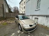 Renault Megane 1.6 Automatik - Renault Megane aus 2005: Kombi