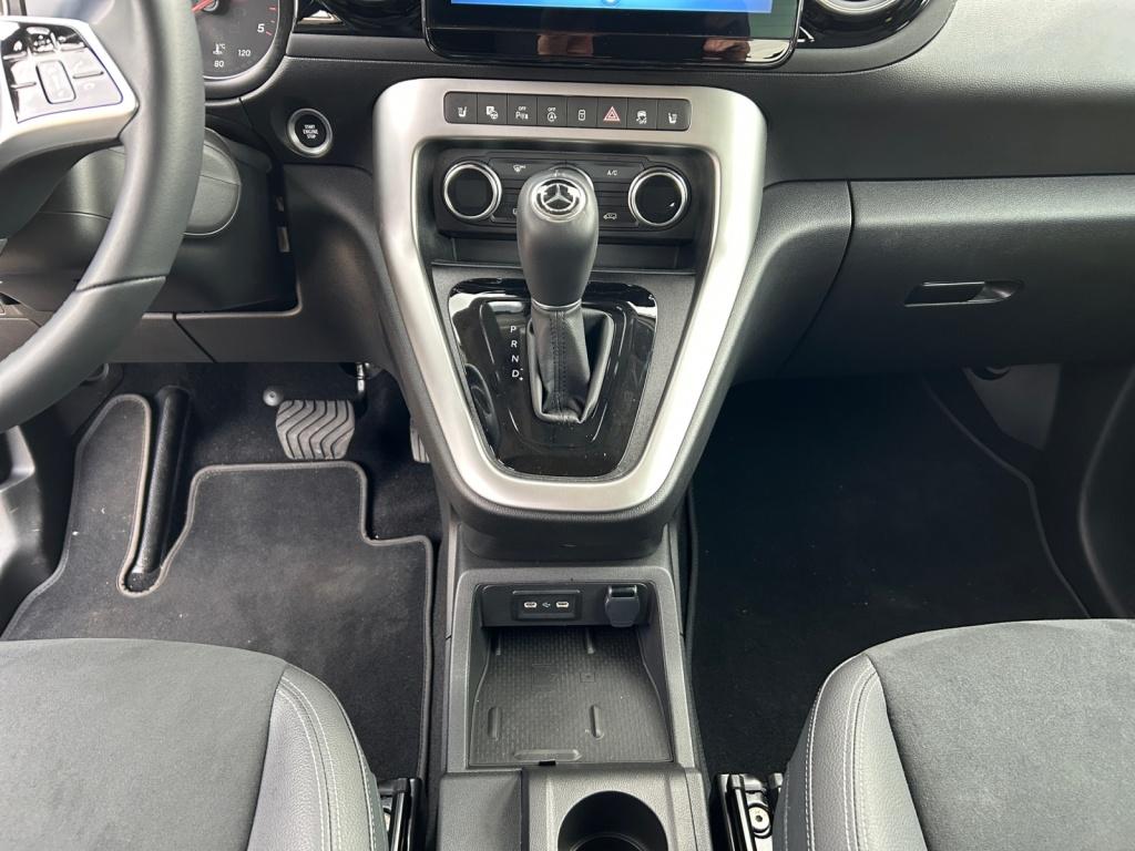 Mercedes-Benz T 180 d PROGRESSIVE EDITION 7GT*LED*MBUX*NAVI*KA