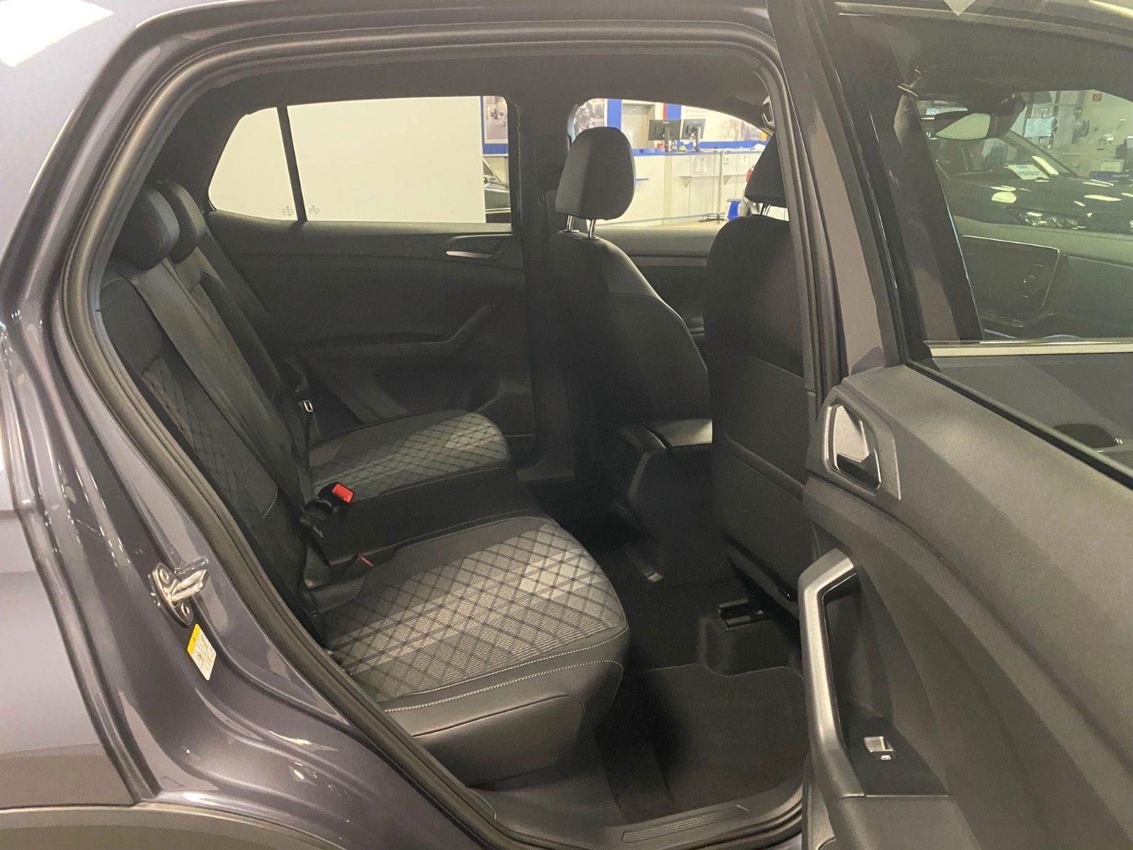 Fahrzeugabbildung Volkswagen T-Cross 1.0 TSI DSG ACC+AHK+SHZ+MATRIX LED+