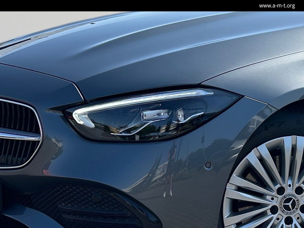 MERCEDES-BENZ C 220