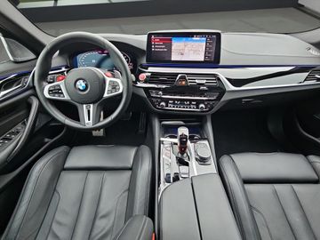 BMW M5 - 9