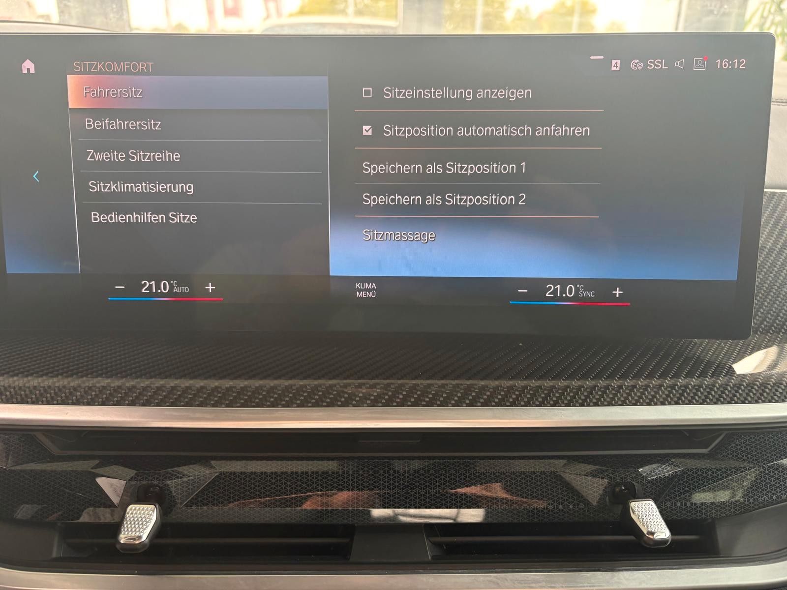 Fahrzeugabbildung BMW X7 xDrive 40 i M Sport/Voll/Skylounge, gestik