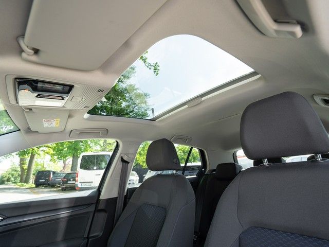 Golf VIII United TSI Matrix Standhzg. Panorama