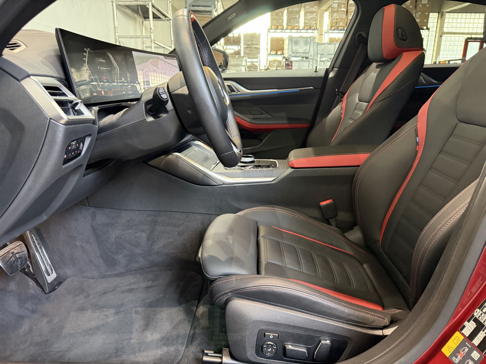 Fahrzeugeinzelansicht 11 Fahrzeugabbildung BMW i4 M50 |elektr. Glasdach |HK Surround |Carbon Ex